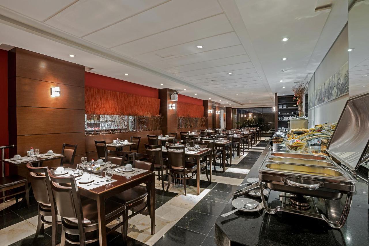 Astron Ponta Grossa Plaza By Nobile Hotel Ngoại thất bức ảnh