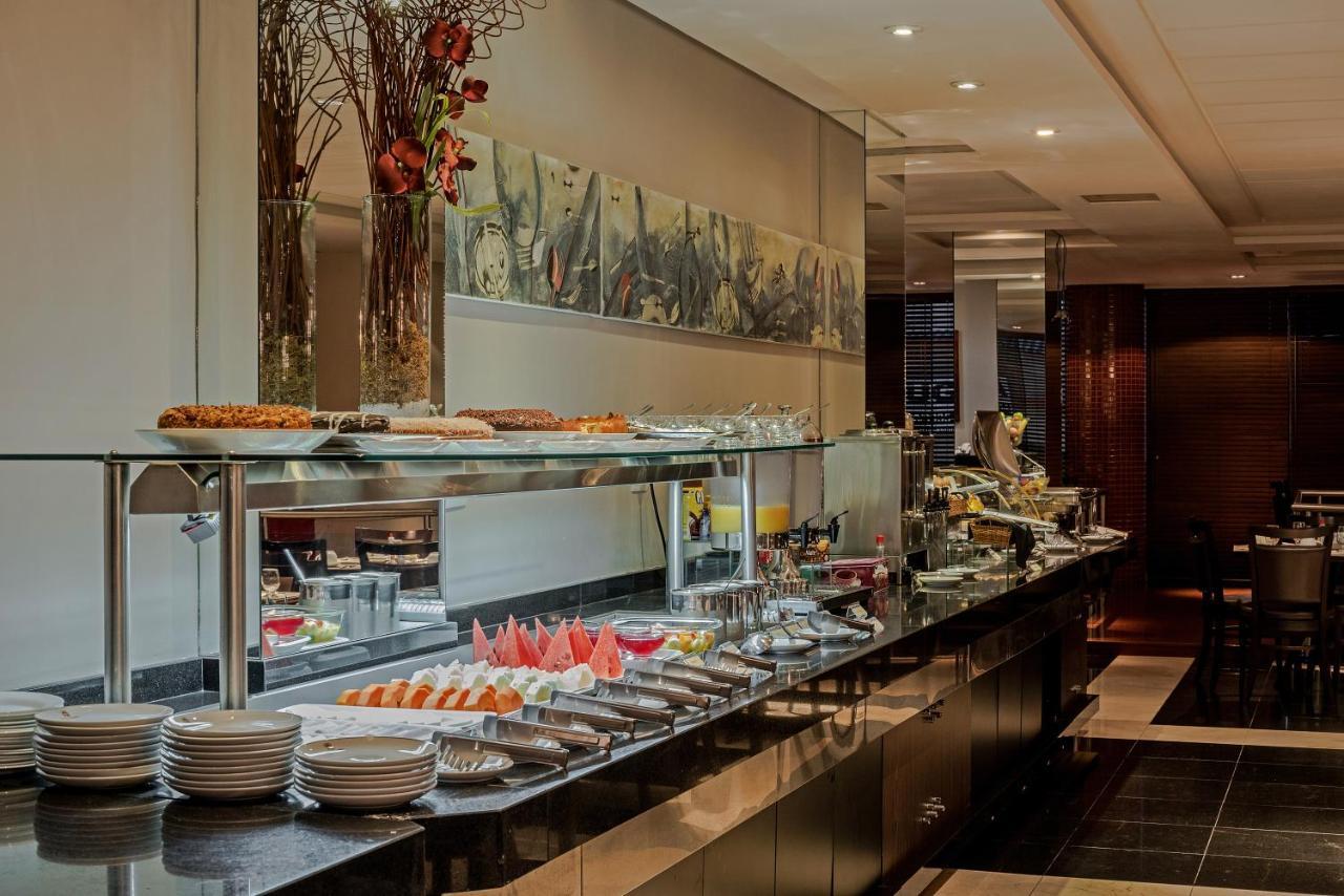 Astron Ponta Grossa Plaza By Nobile Hotel Ngoại thất bức ảnh