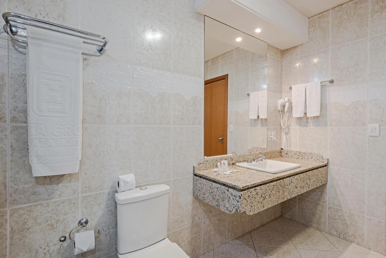 Astron Ponta Grossa Plaza By Nobile Hotel Ngoại thất bức ảnh