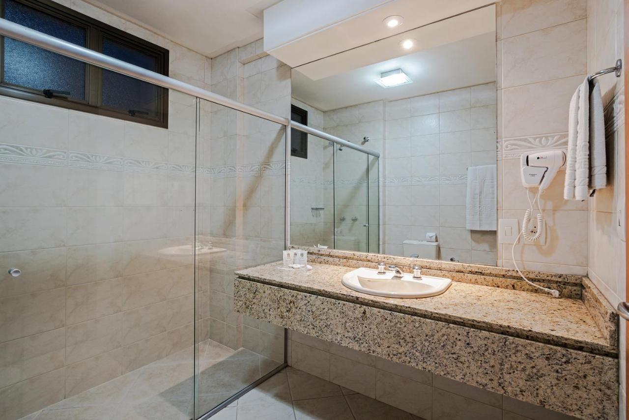 Astron Ponta Grossa Plaza By Nobile Hotel Ngoại thất bức ảnh